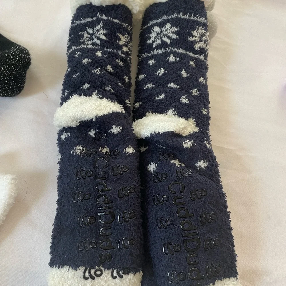 Women's Cozy Animal/Knit Warm‎ Socks Set, Brands like 35 Below Thermal, etc. OS.